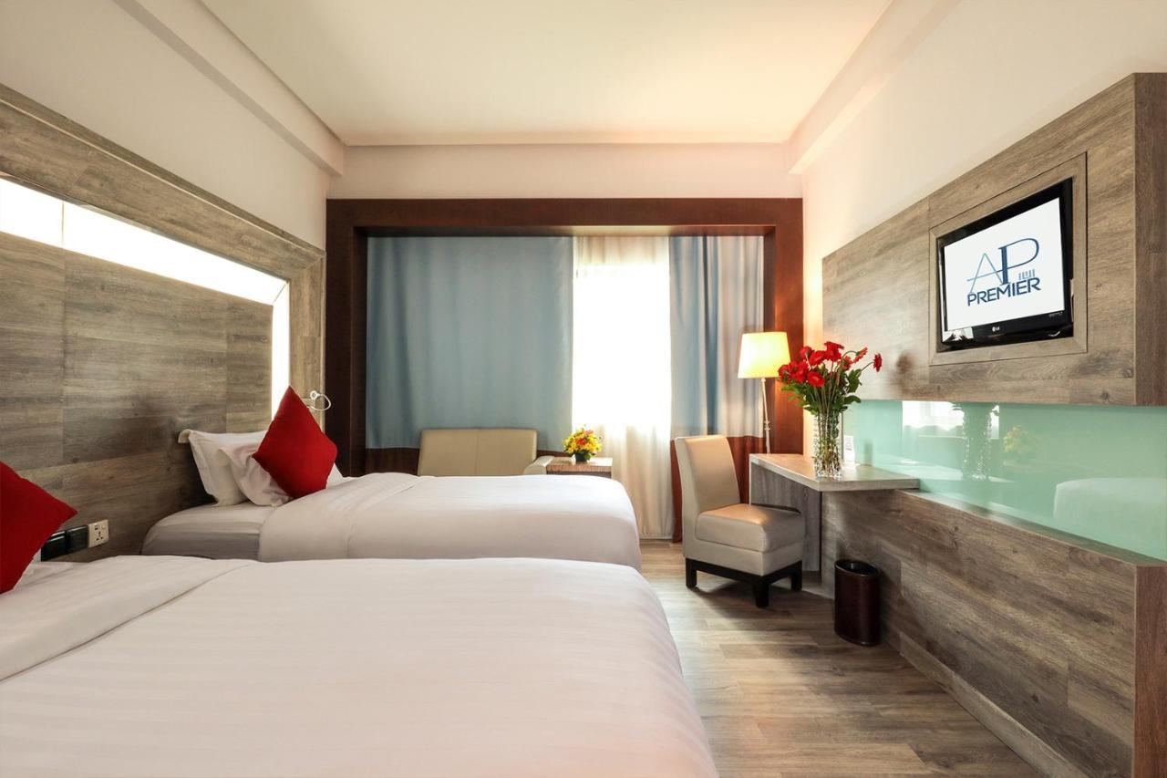 Ap Premier Batam Hotel Нагоя Екстериор снимка