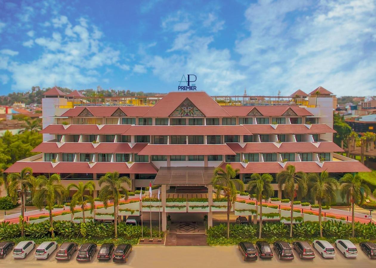 Ap Premier Batam Hotel Нагоя Екстериор снимка