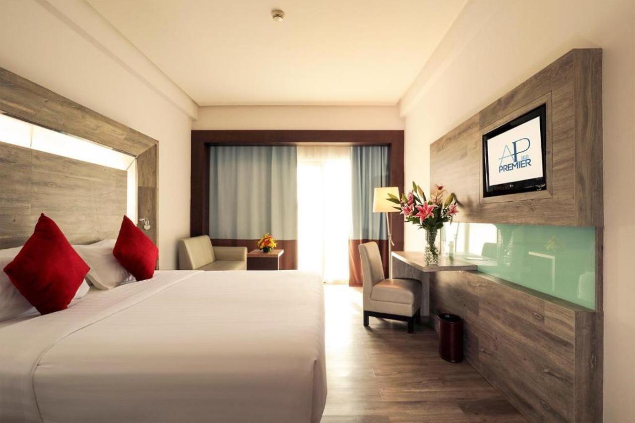 Ap Premier Batam Hotel Нагоя Екстериор снимка