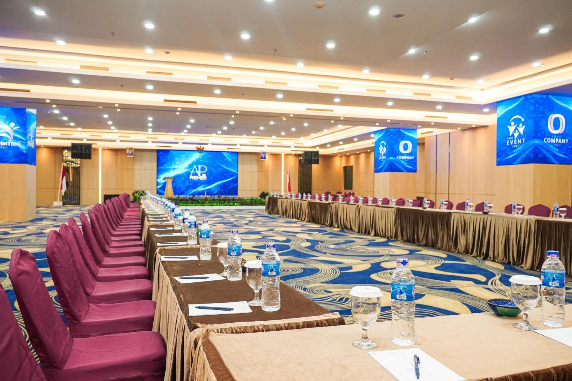 Ap Premier Batam Hotel Нагоя Екстериор снимка