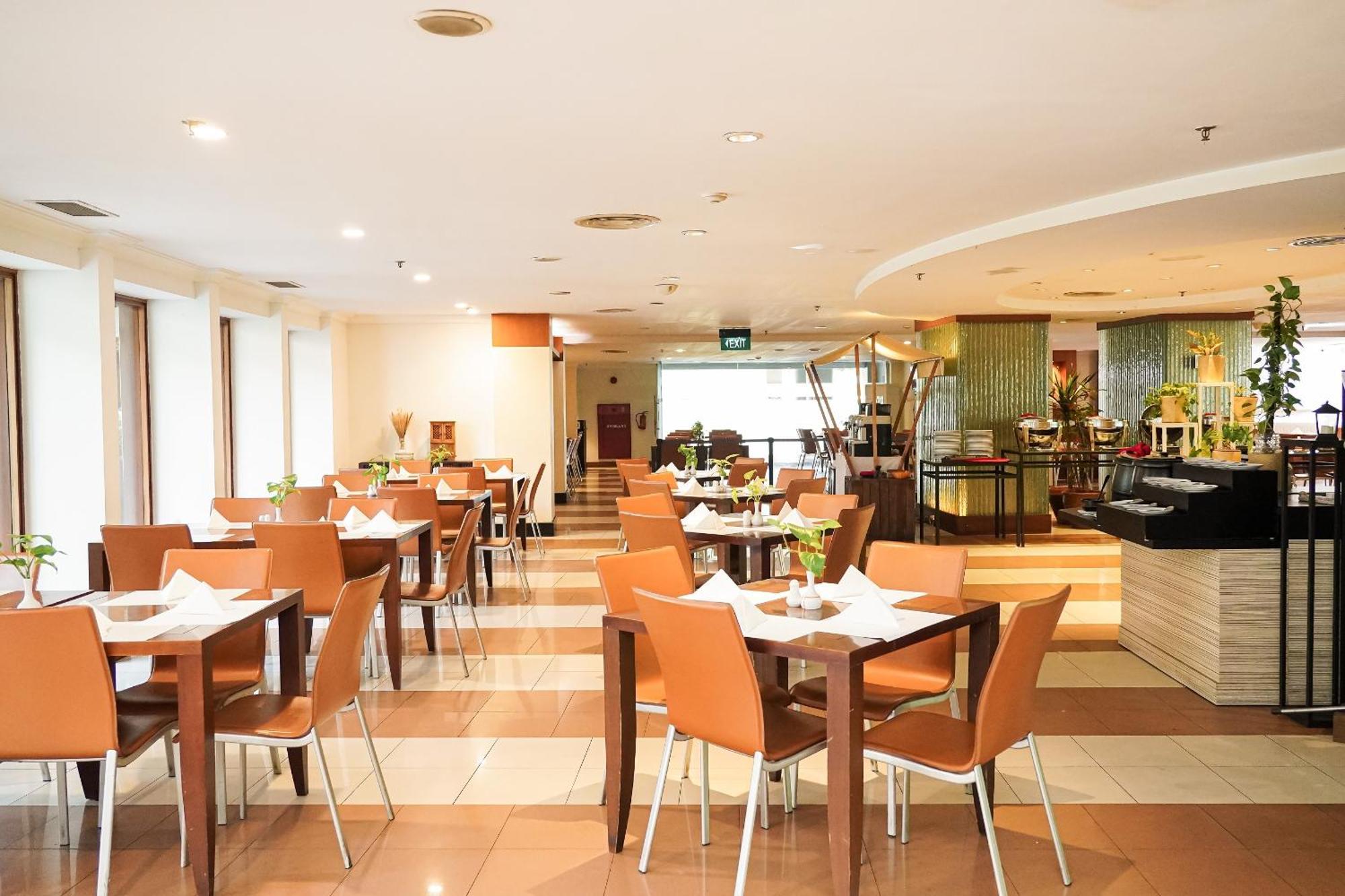 Ap Premier Batam Hotel Нагоя Екстериор снимка
