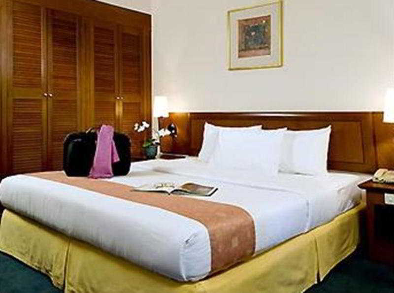 Ap Premier Batam Hotel Нагоя Екстериор снимка