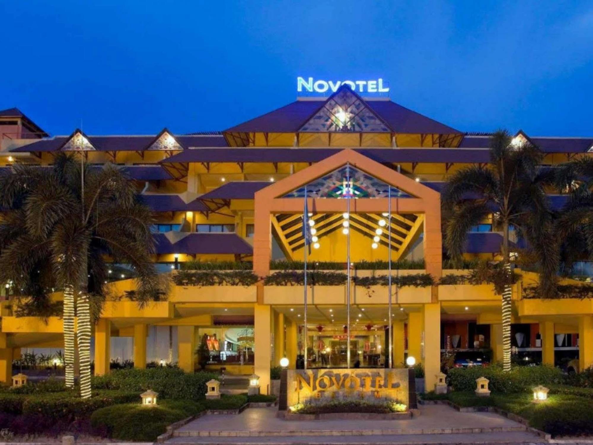Ap Premier Batam Hotel Нагоя Екстериор снимка