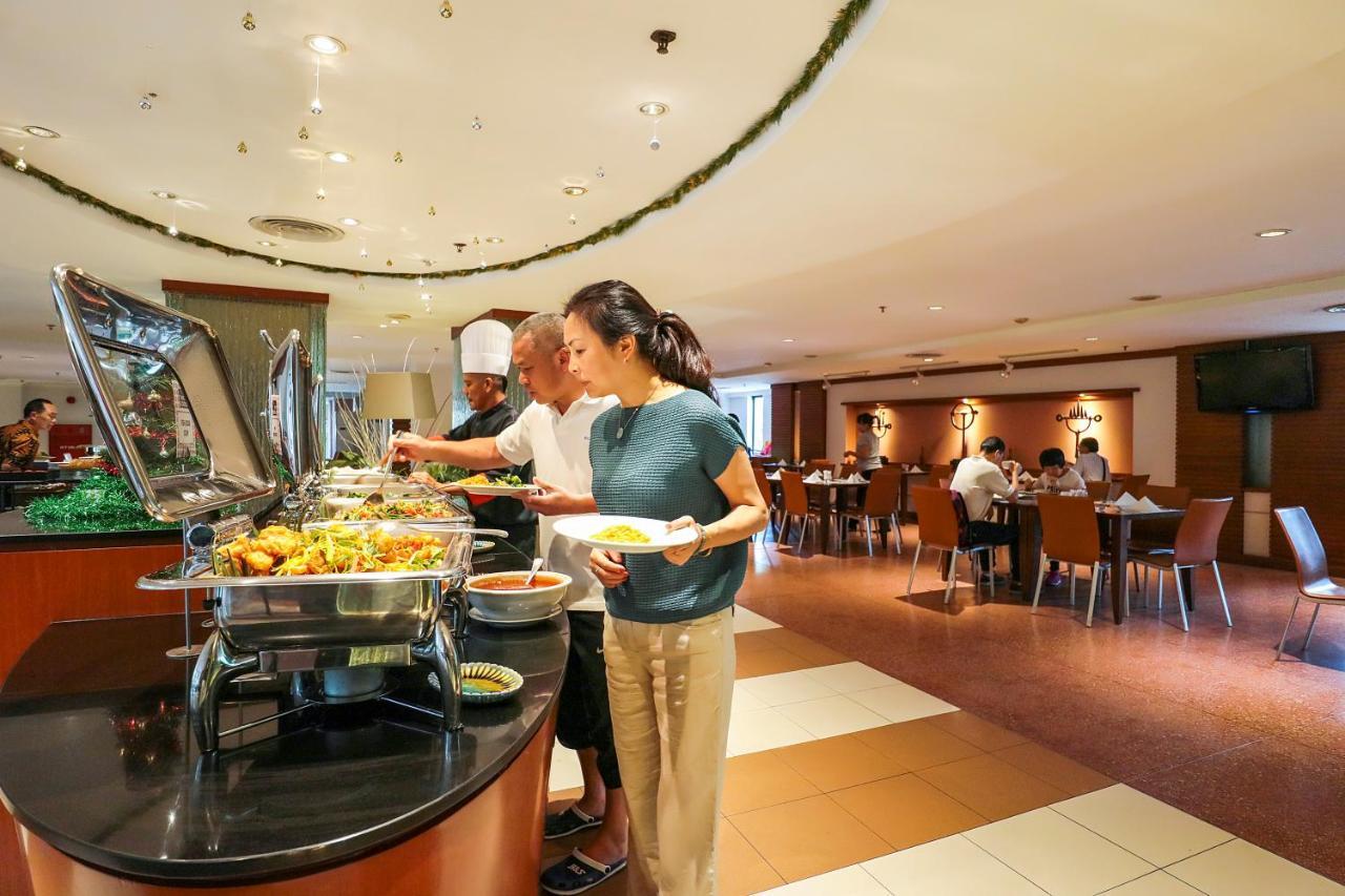 Ap Premier Batam Hotel Нагоя Екстериор снимка